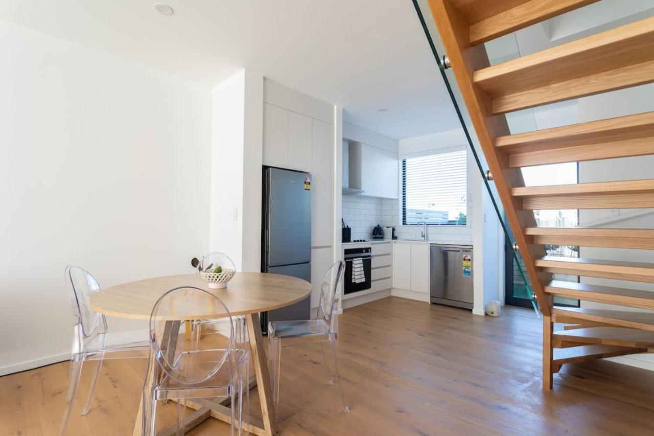 Apartment St Vincent Charmer - Stylish Townhouse W Carpark