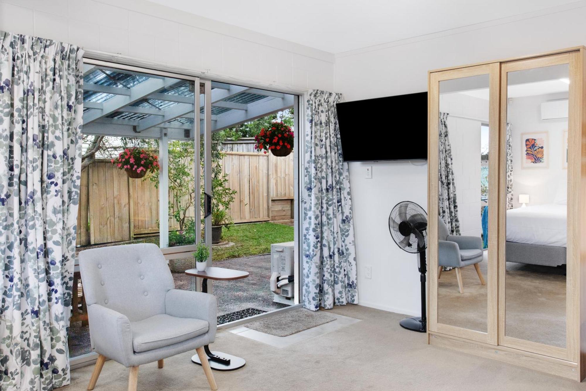 Seaside Escape Is Close To The * Auckland