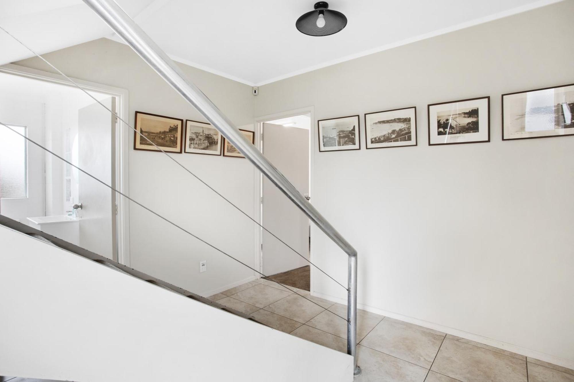 Apartment Seaside Escape Is Close To The