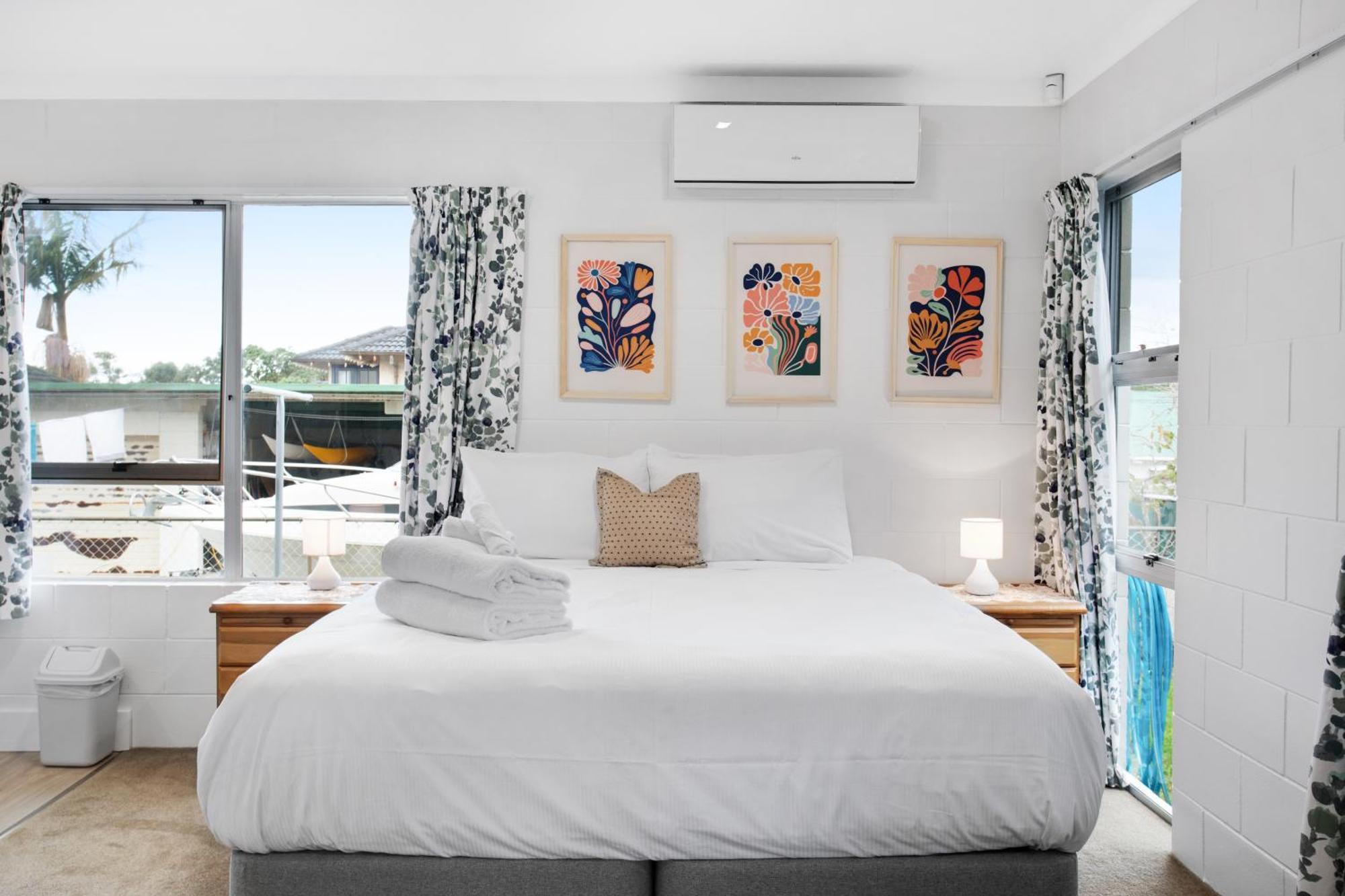 Seaside Escape Is Close To The Apartment Auckland