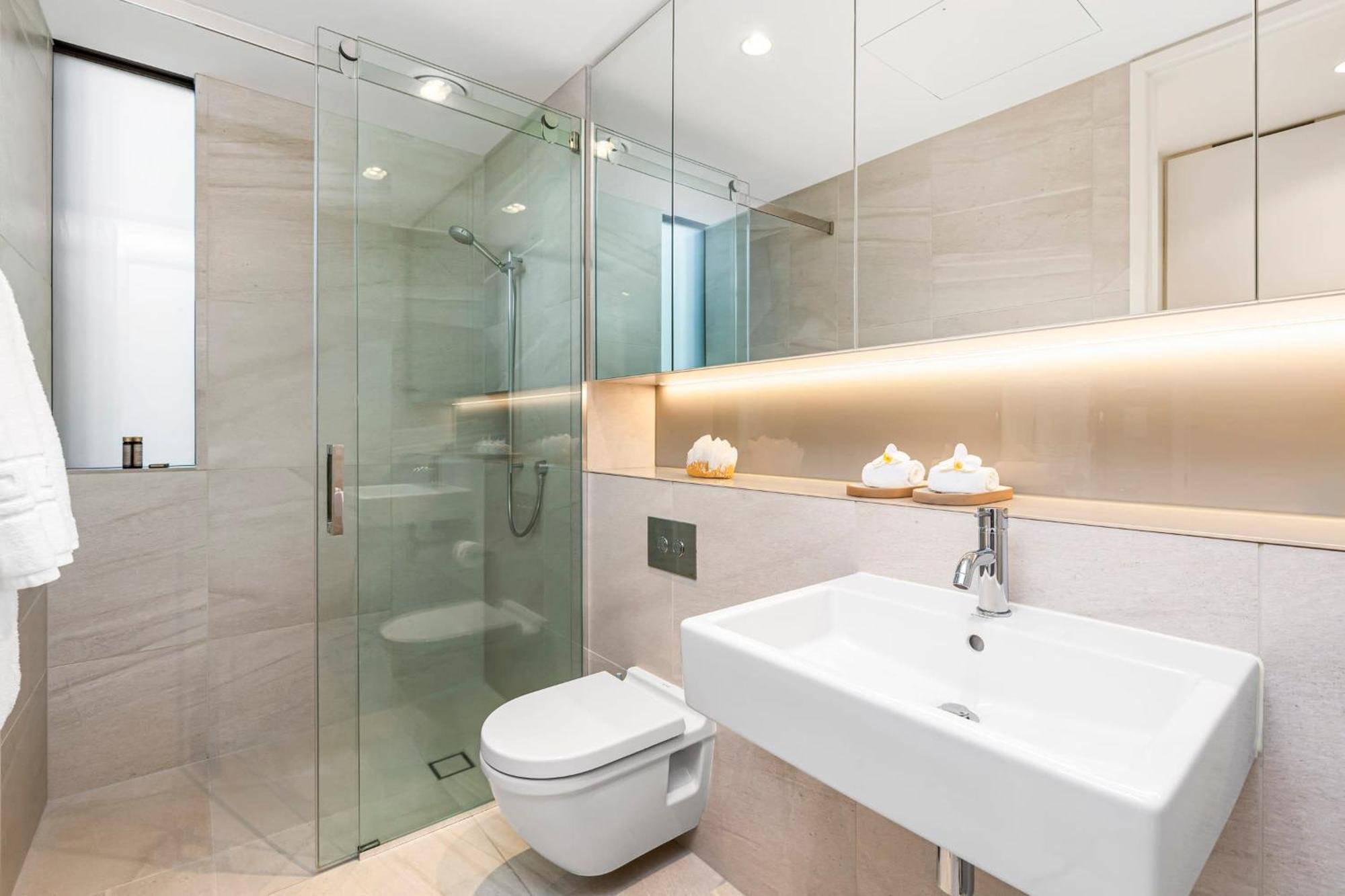 Elegant 1-bd Wynyard Quarter With Carpark Apartment