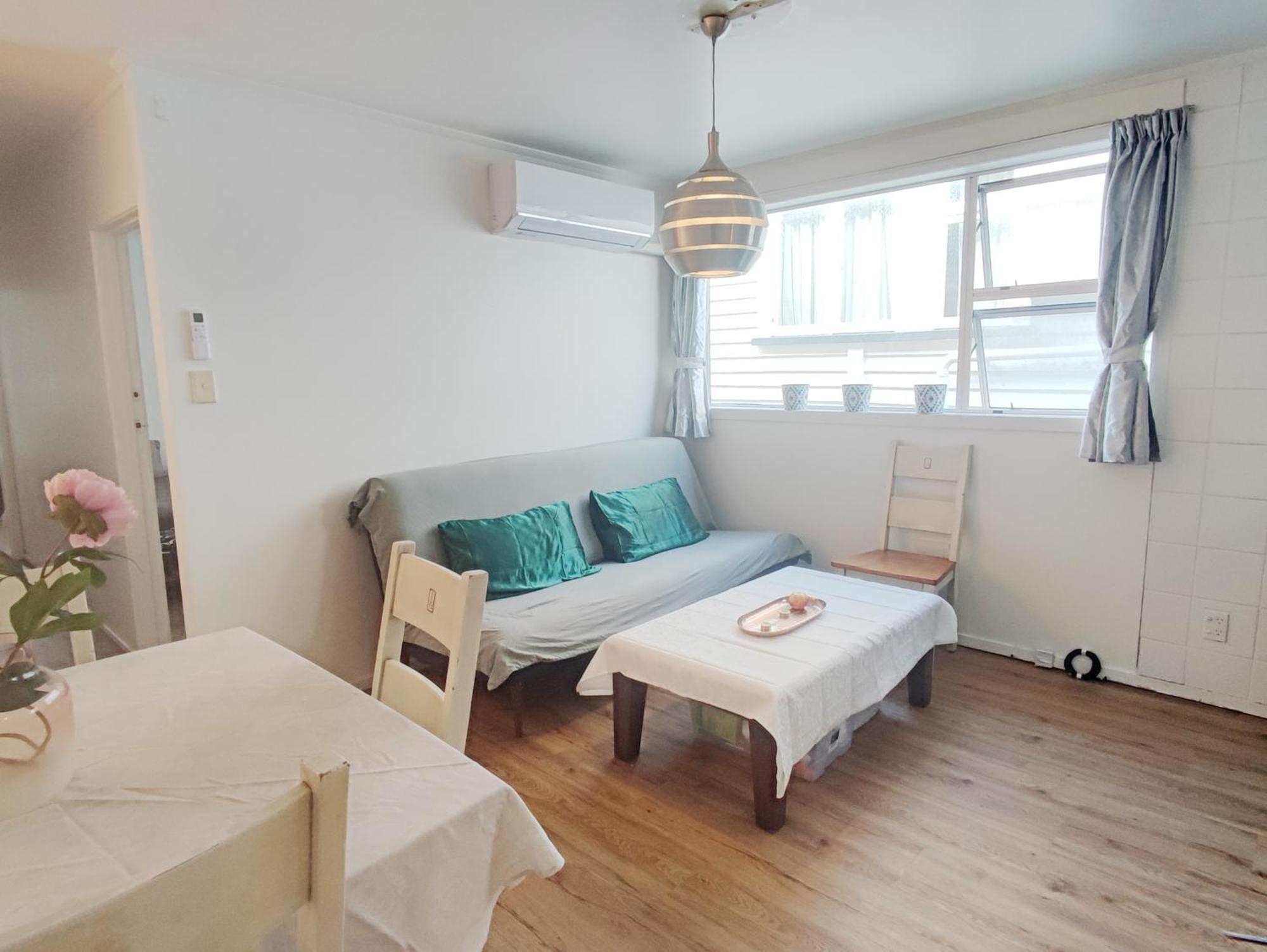 Grafton House Homestay *