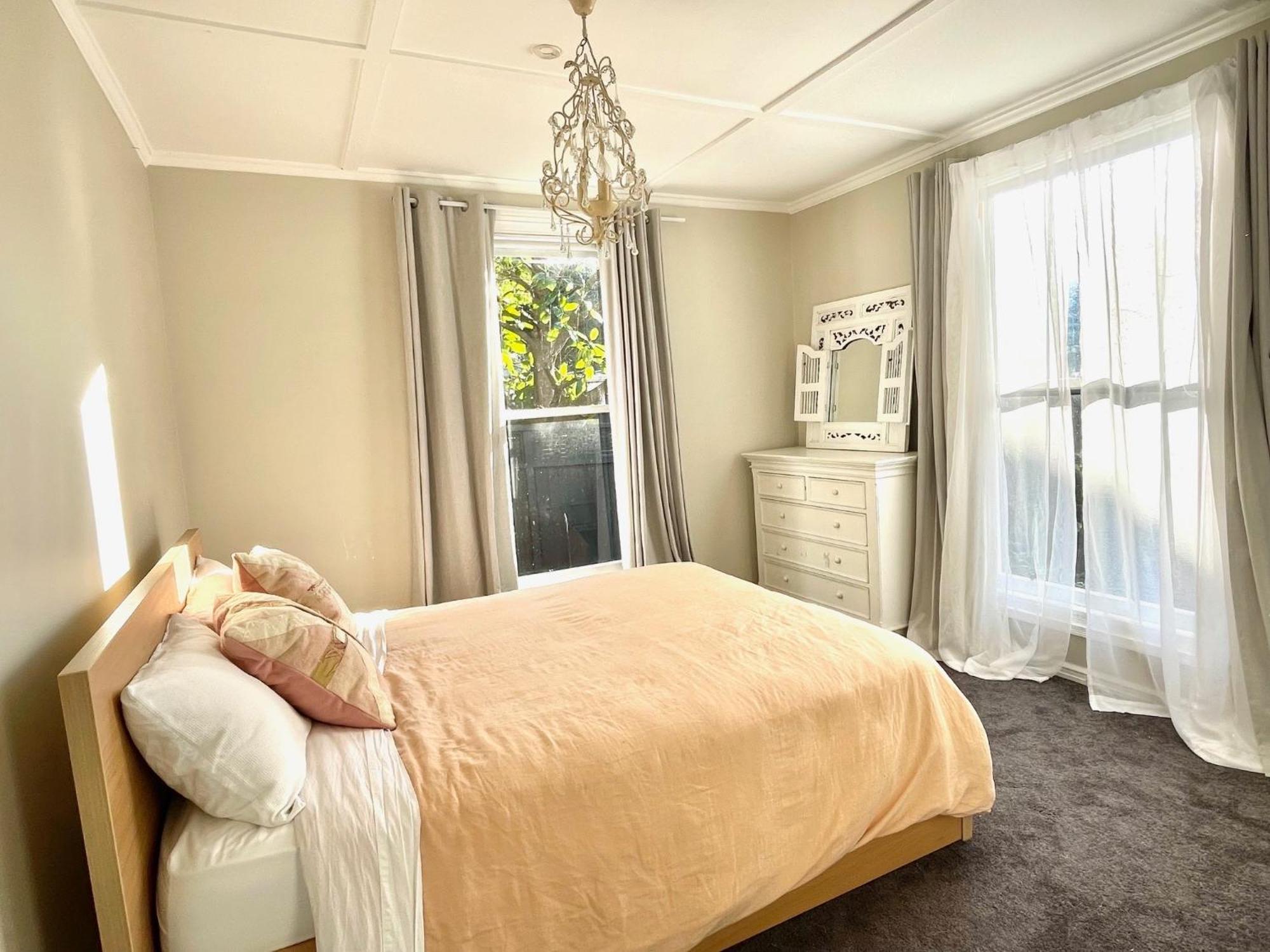 Great Location - Great Value Guest house