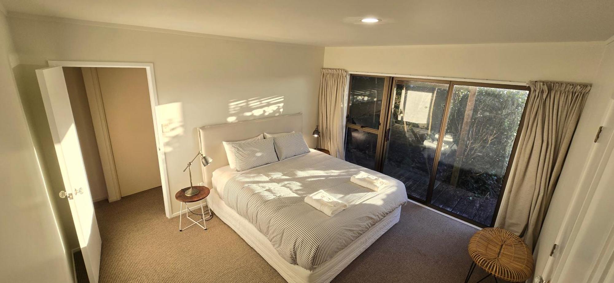 2 Bedroom Home, And Sea Views