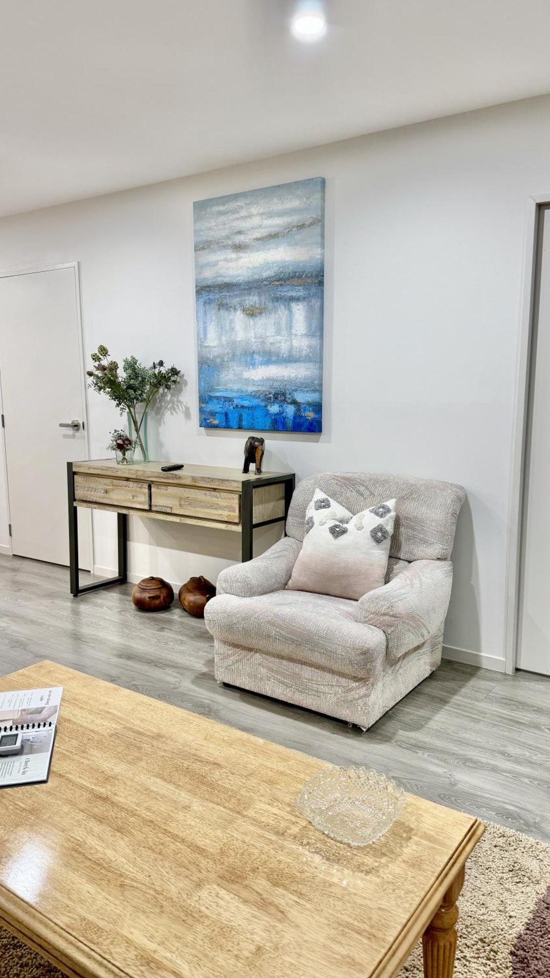Kings View Apartment