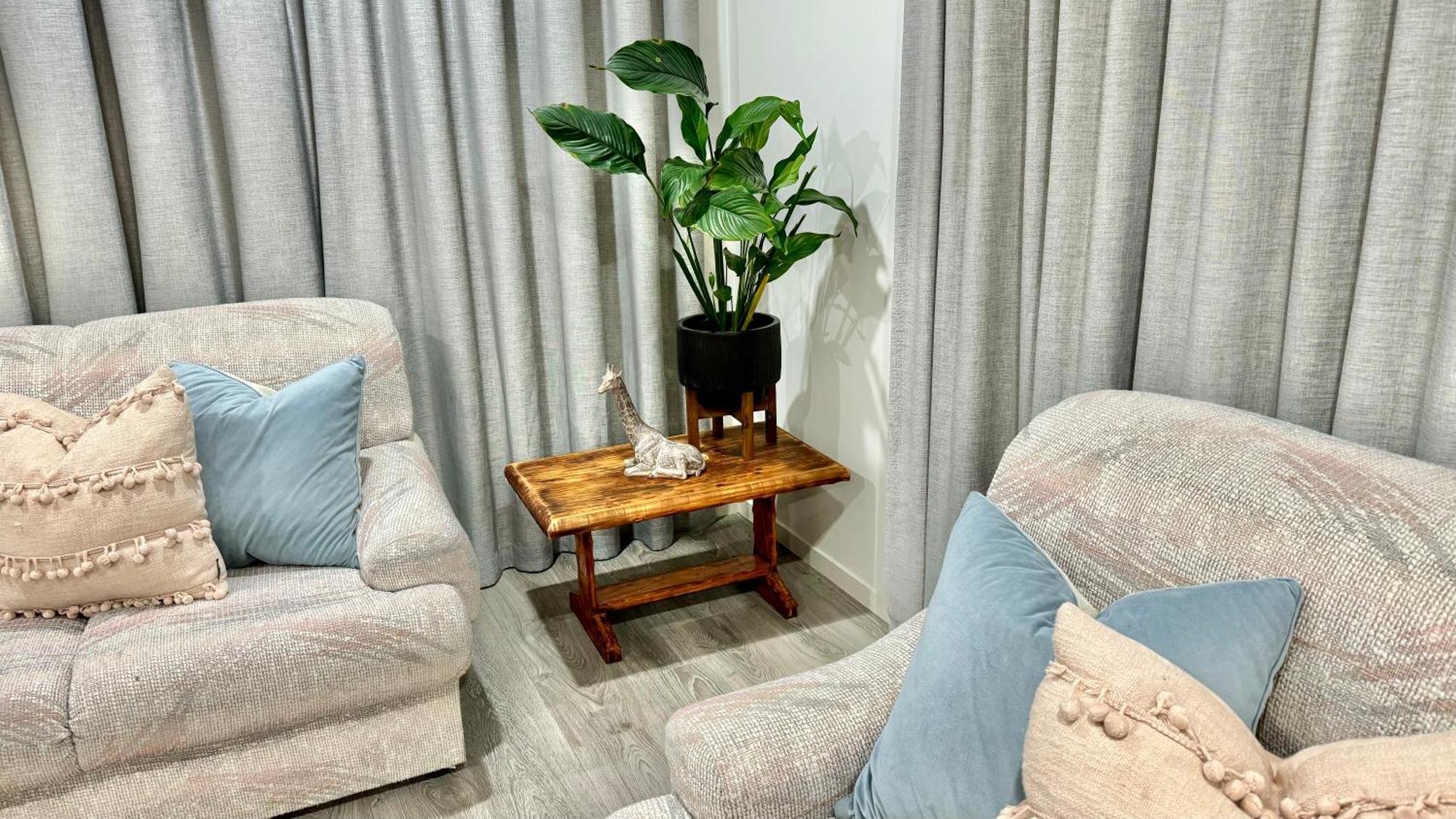 Kings View Apartment