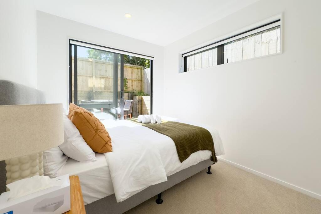 Villa Charming 3-bedroom House On The North Shore Auckland