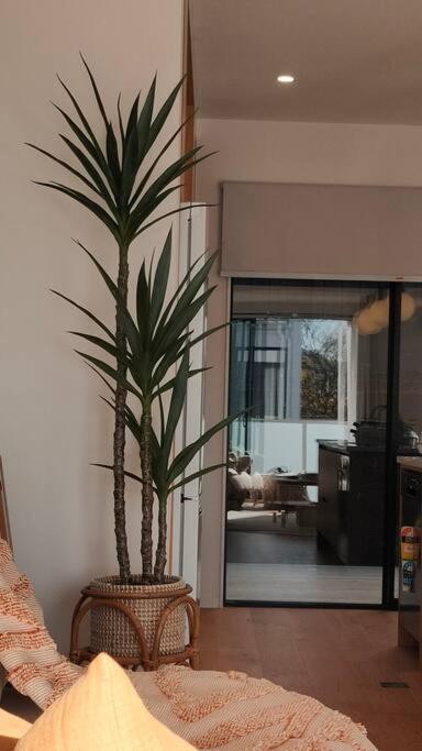 Holiday home Brand-new Modern Princess In One Tree Hill *