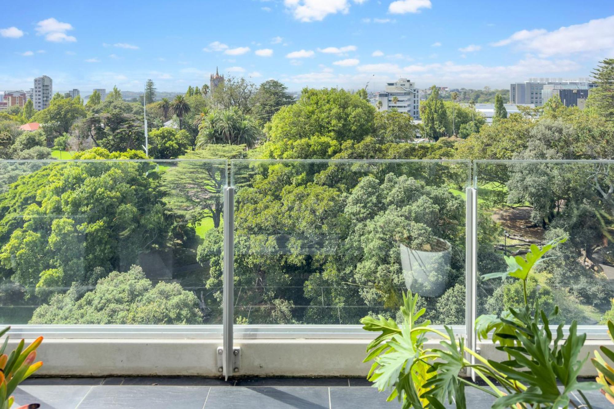 Precinct By Urban Rest Apartment