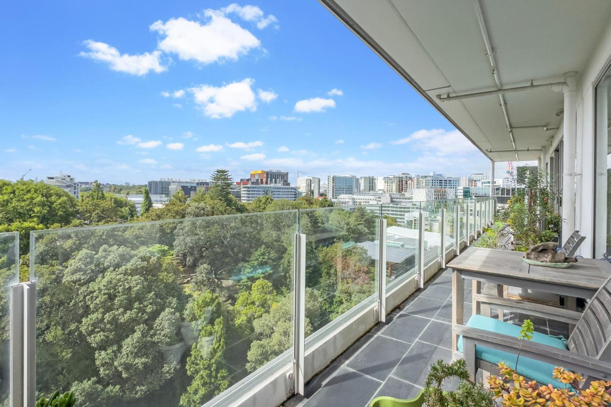 Precinct By Urban Rest Apartment