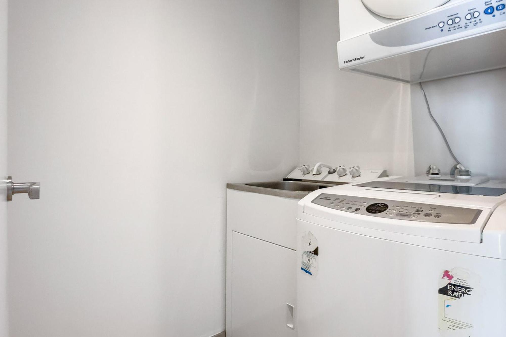 Lighter Quay By Urban Rest Apartment