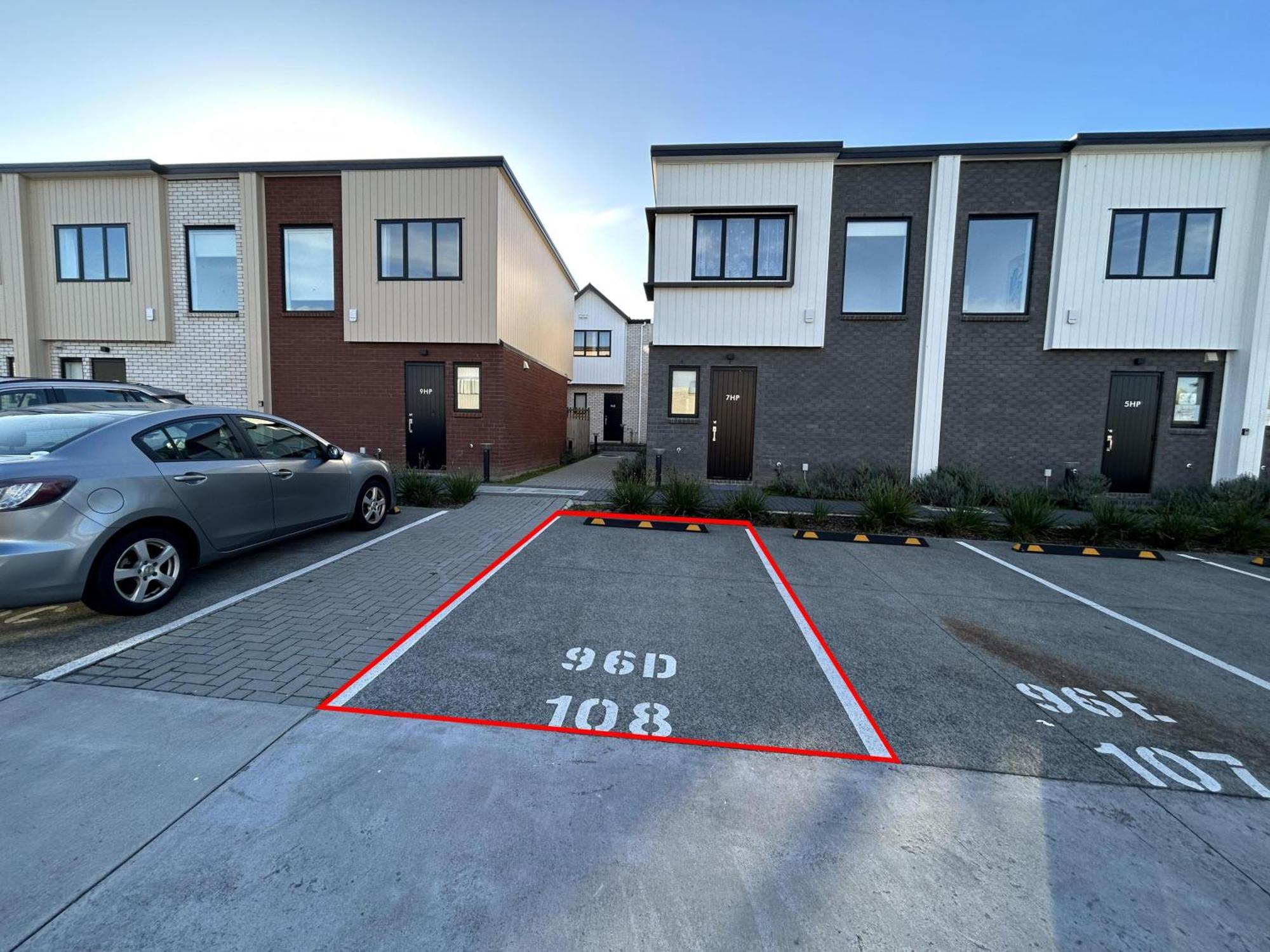 Entire Luxury Cosy Townhouse With Master Bedrooms,10 Min To Airport & Sylvia Park Villa