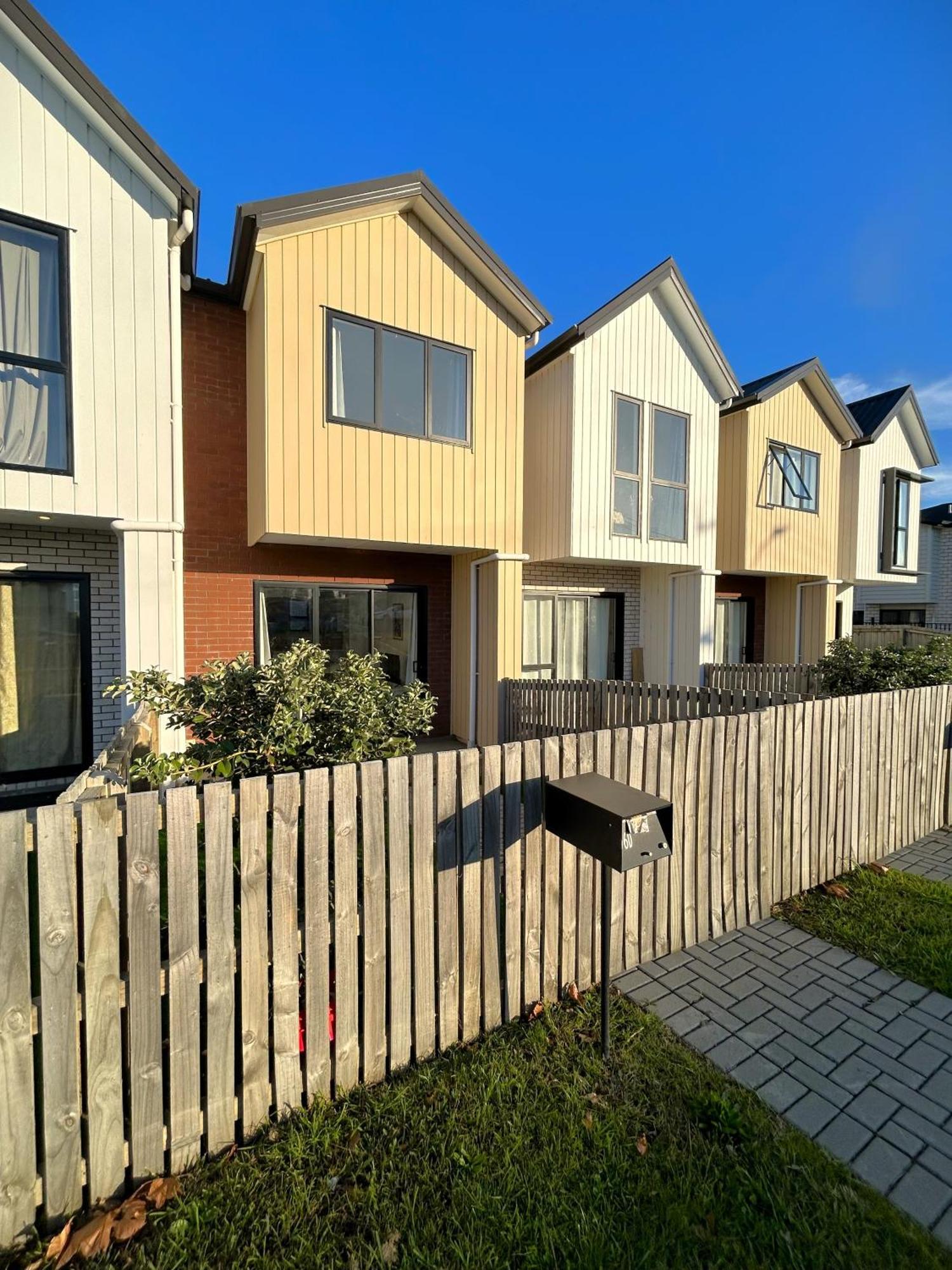 Entire Luxury Cosy Townhouse With Master Bedrooms,10 Min To Airport & Sylvia Park Villa