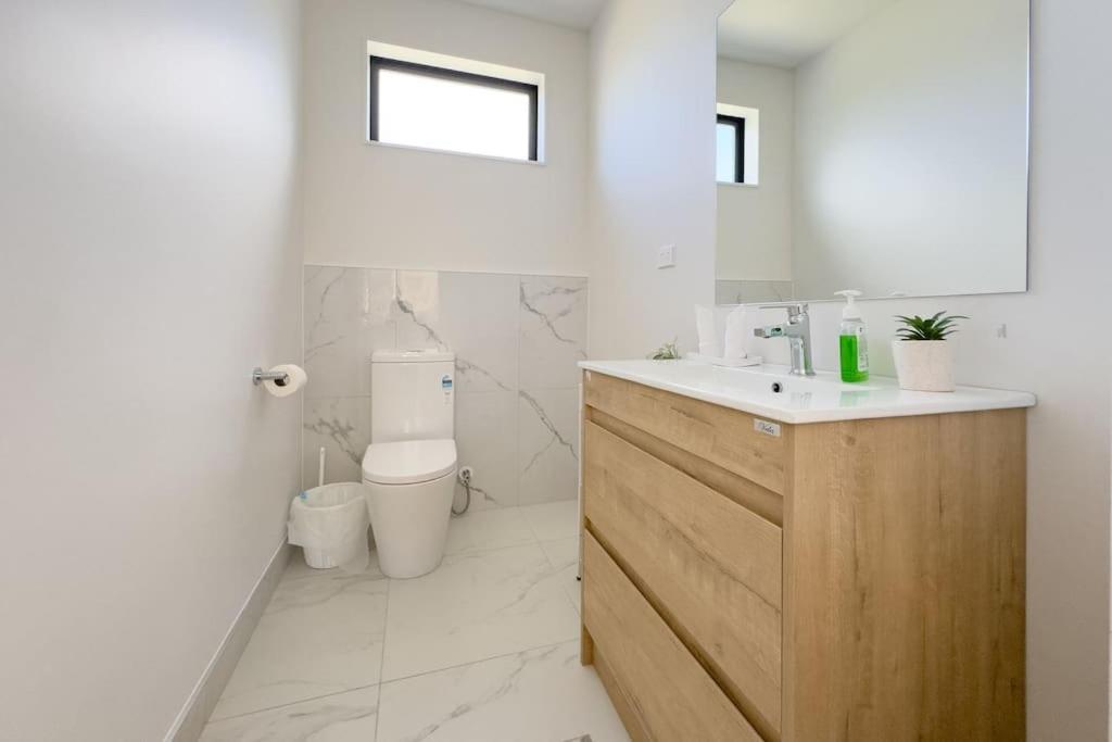 Contemporary Design Four-bedroom