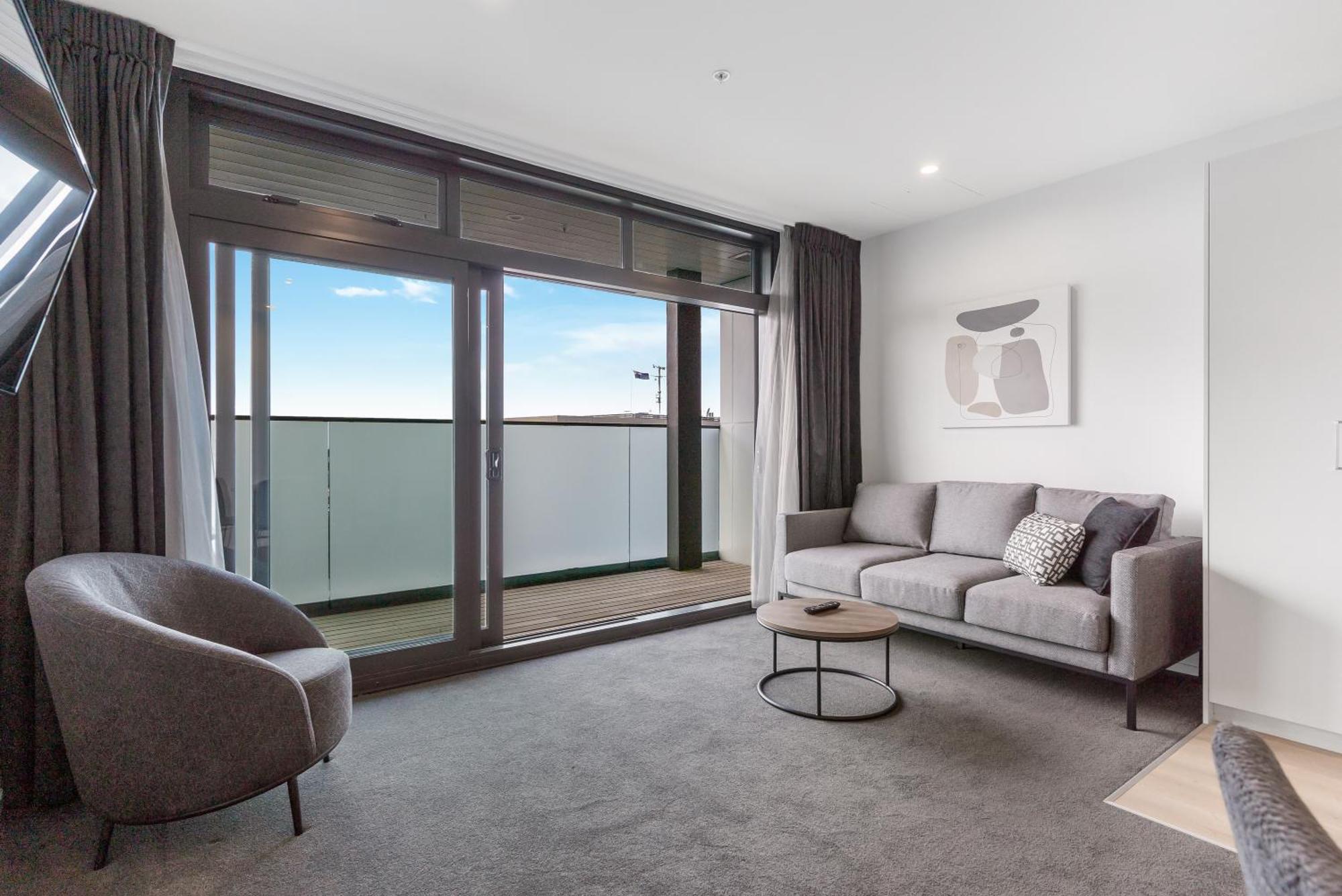 Ramada By Wyndham Newmarket 4*