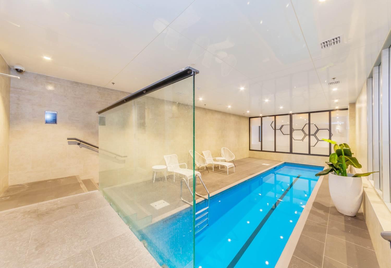 Stunning 3 Bedroom Penthouse Apt In Cbd Auckland