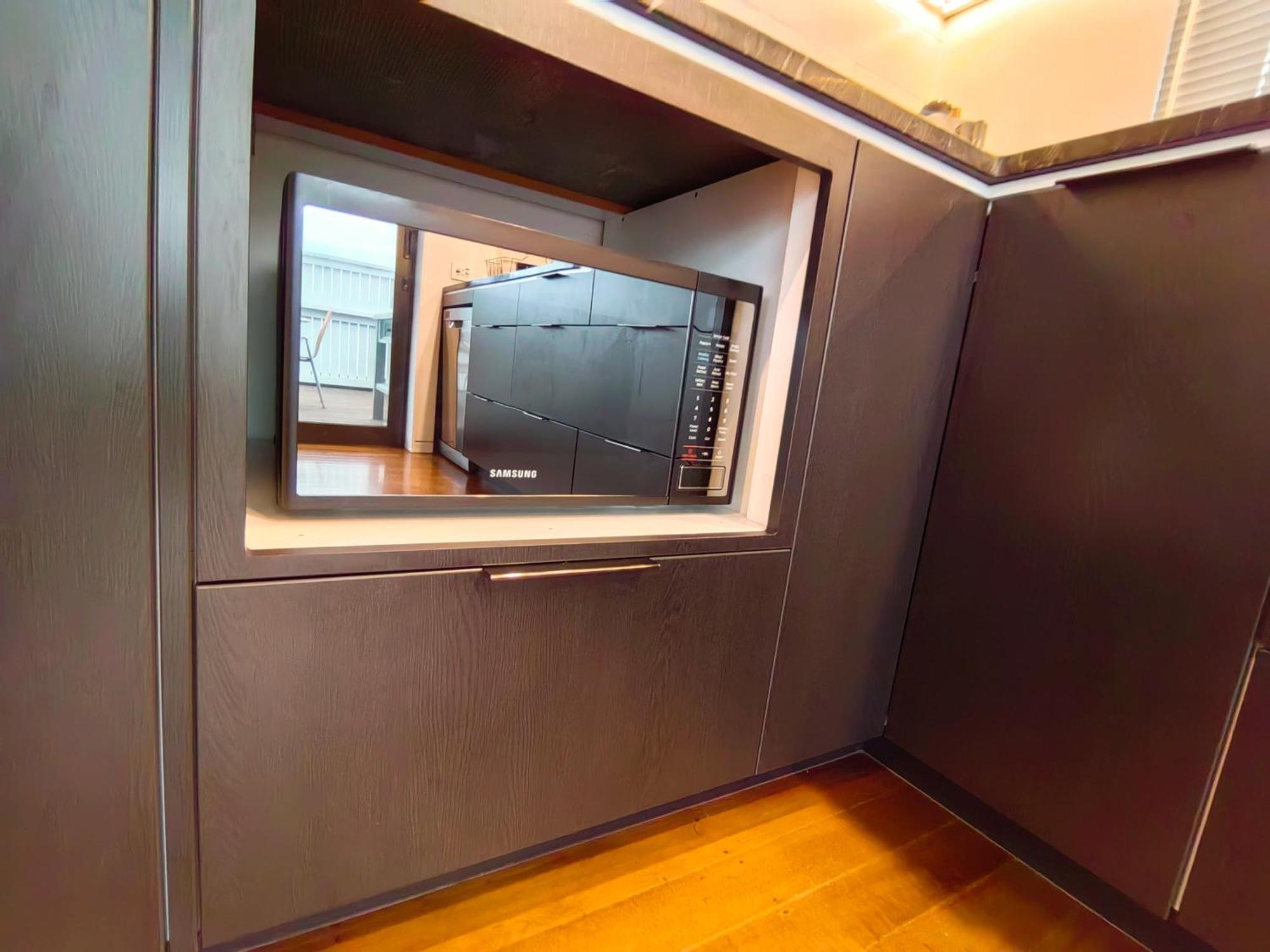 Hot Deal! Sky Stars Garden View Waking To The Close To Centre Auckland