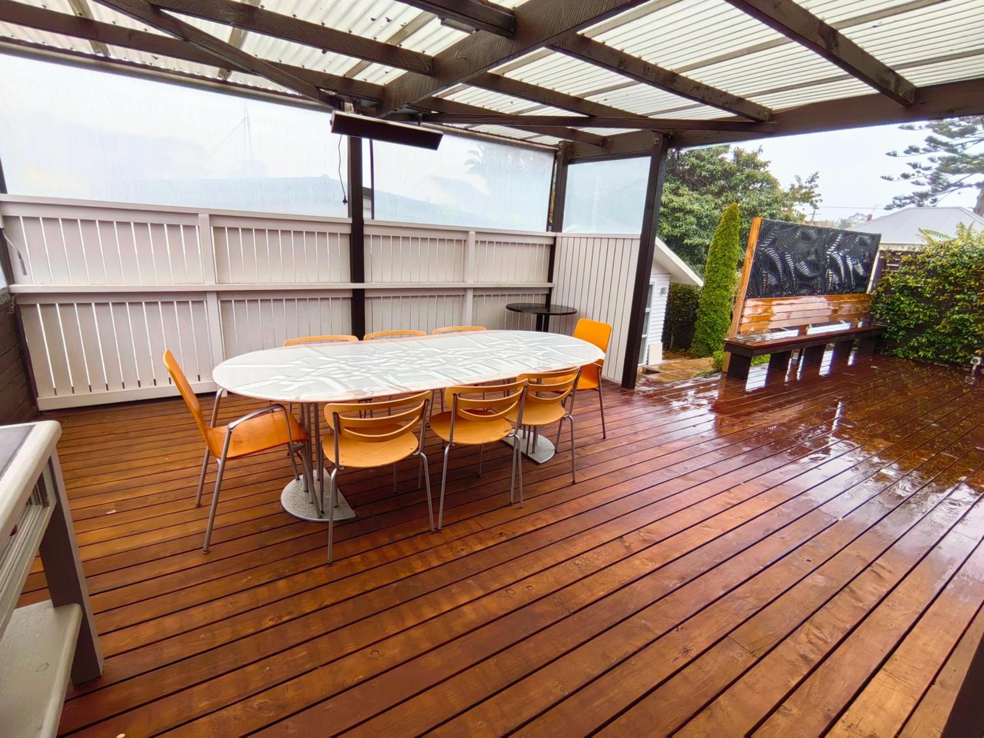 Hot Deal! Sky Stars Garden View Waking To The Close To Centre Holiday home Auckland