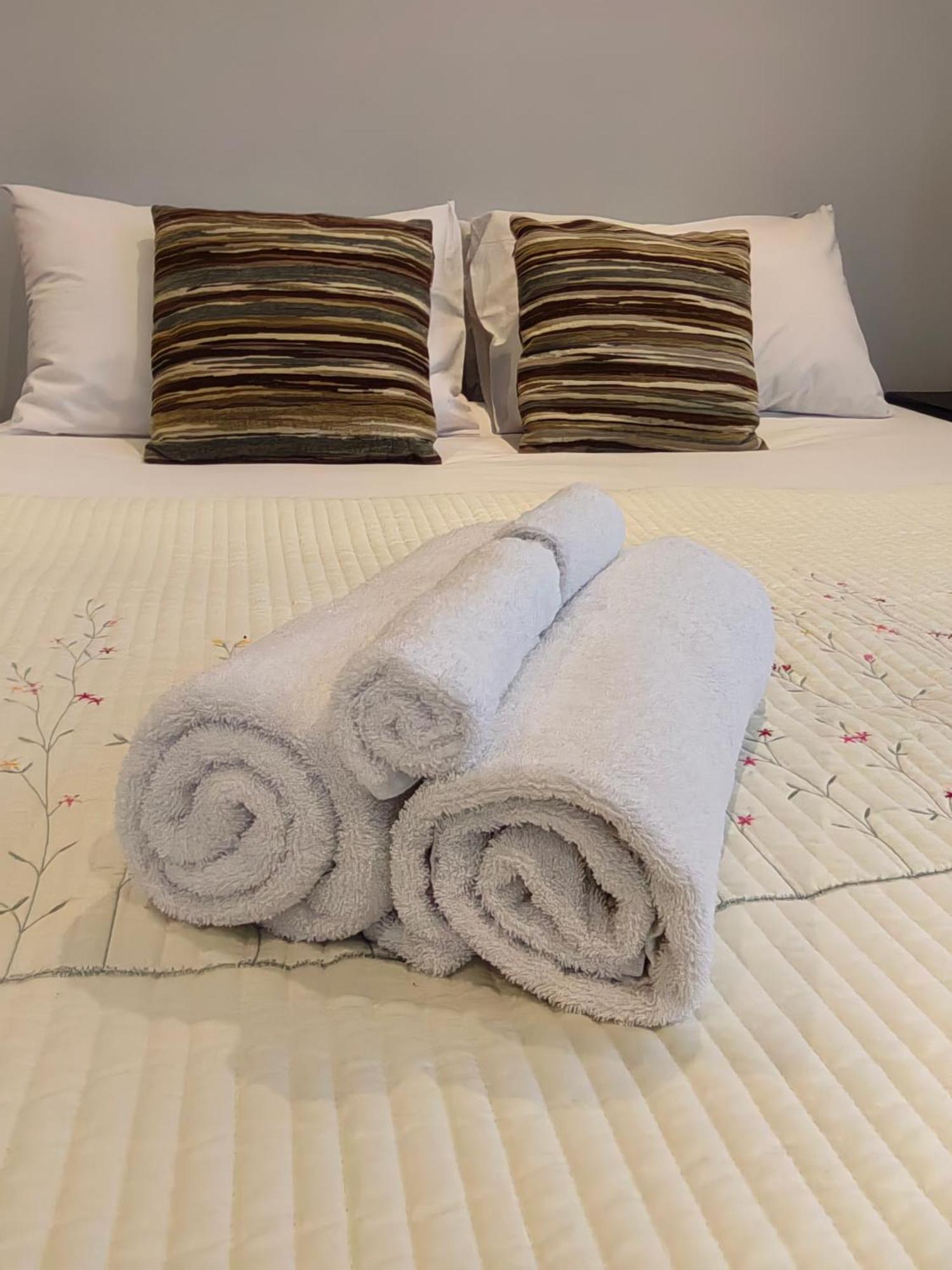 Holiday home Hot Deal! Sky Stars Garden View Waking To The Close To Centre *