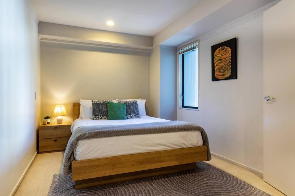 Spacious 1-bedroom Unit In Cbd With Free Parking * Auckland