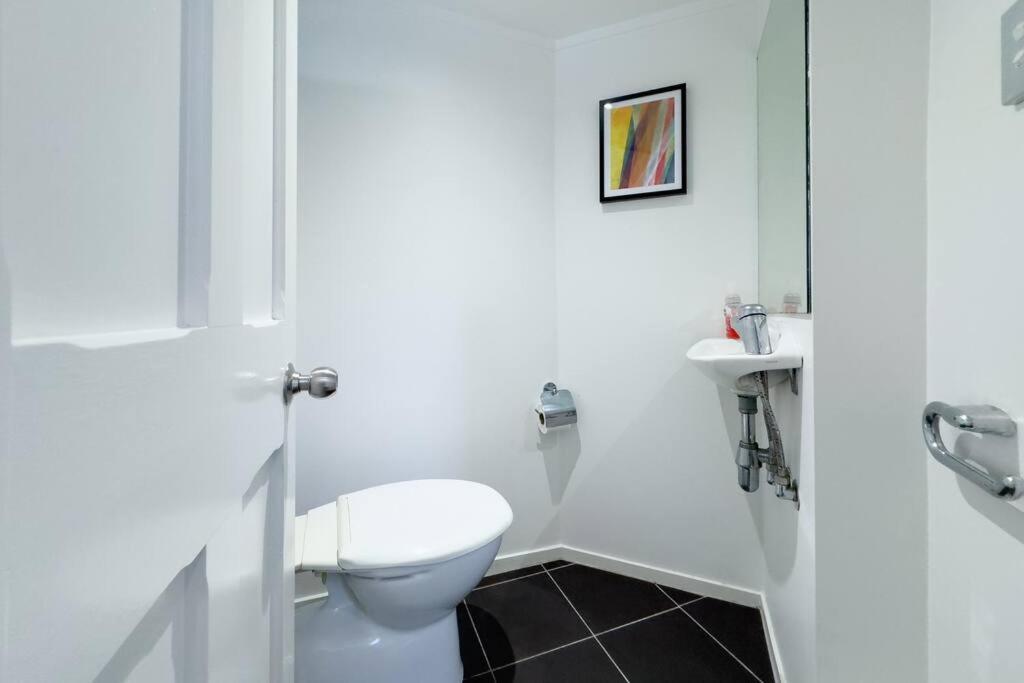 Villa Prime Location With Stunning Harbour Bridge View Auckland