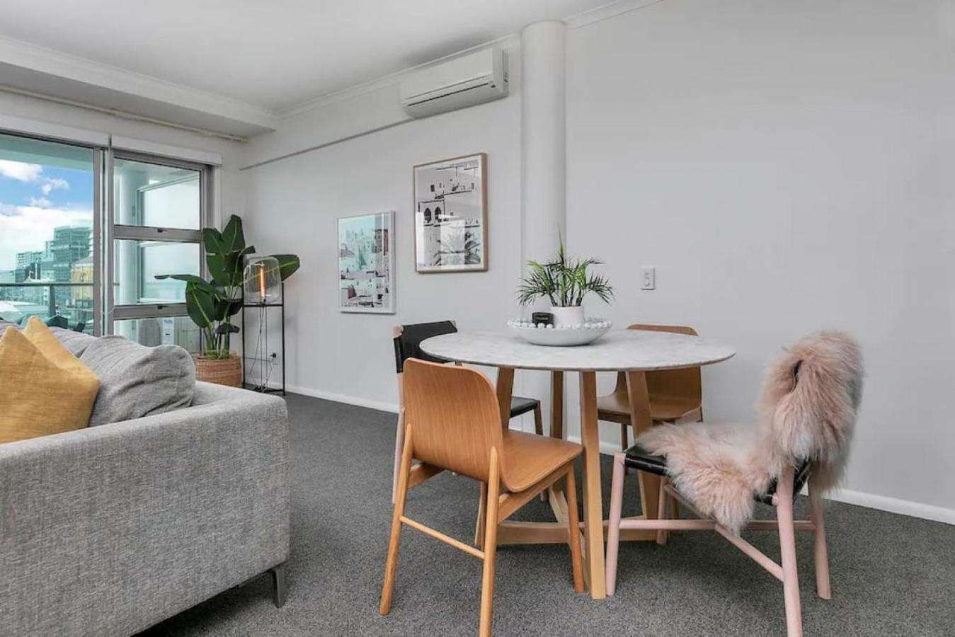 Apartment Deluxe Sea - Harbour Views - Princes Wharf Gem *