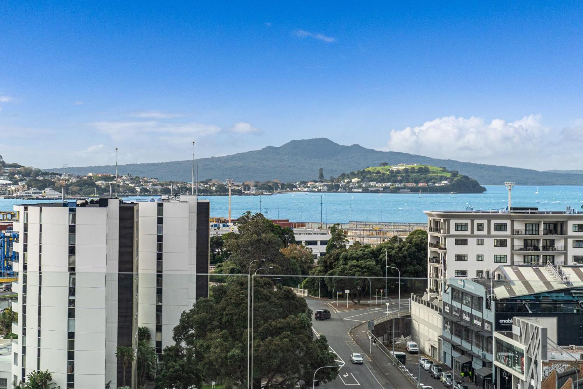 4bd Parnell Penthouse With Breathtaking Views Apartment