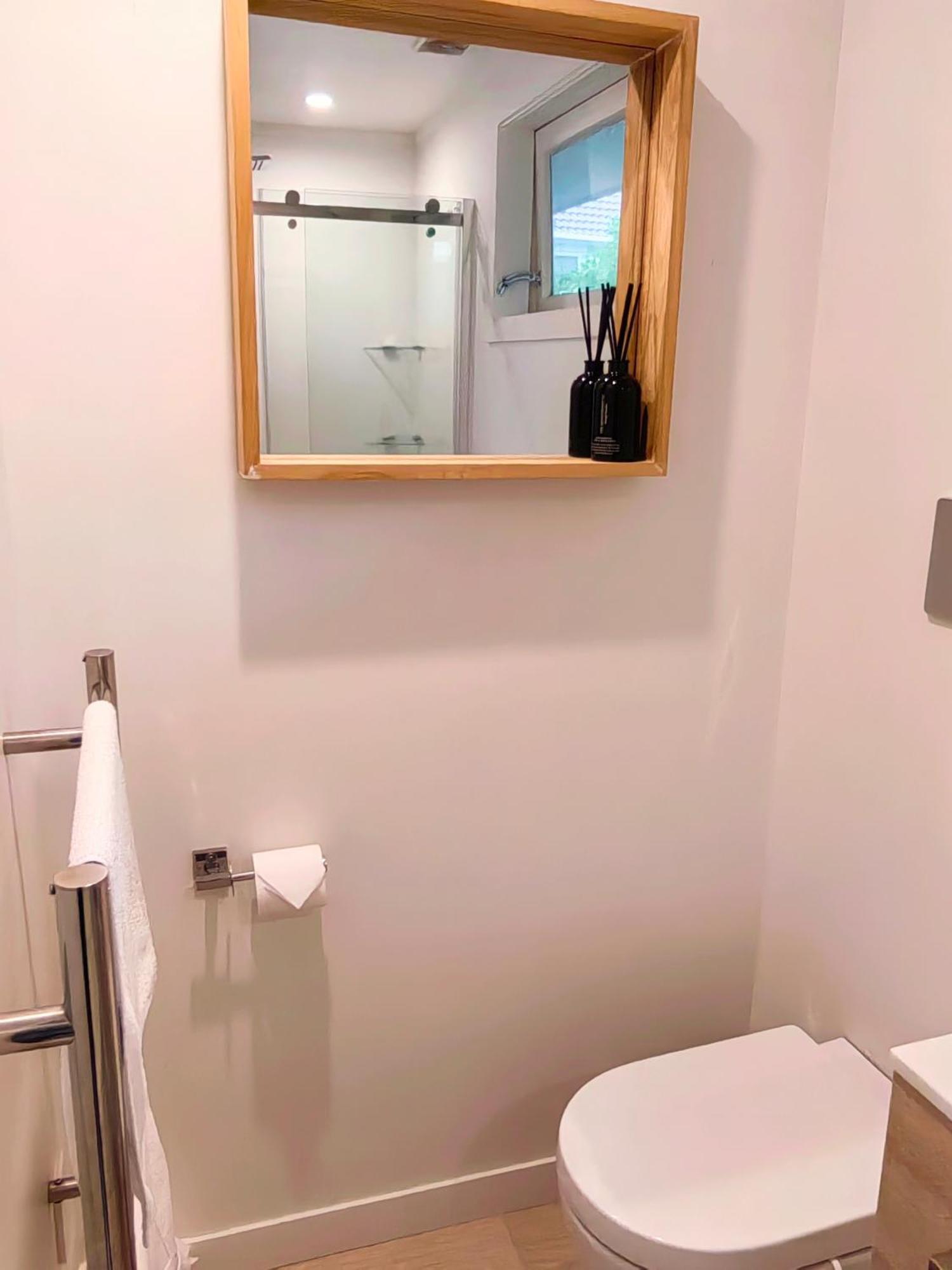 Hot Deal! Sky Stars Spacious Walk To Close To Cbd Holiday home Auckland