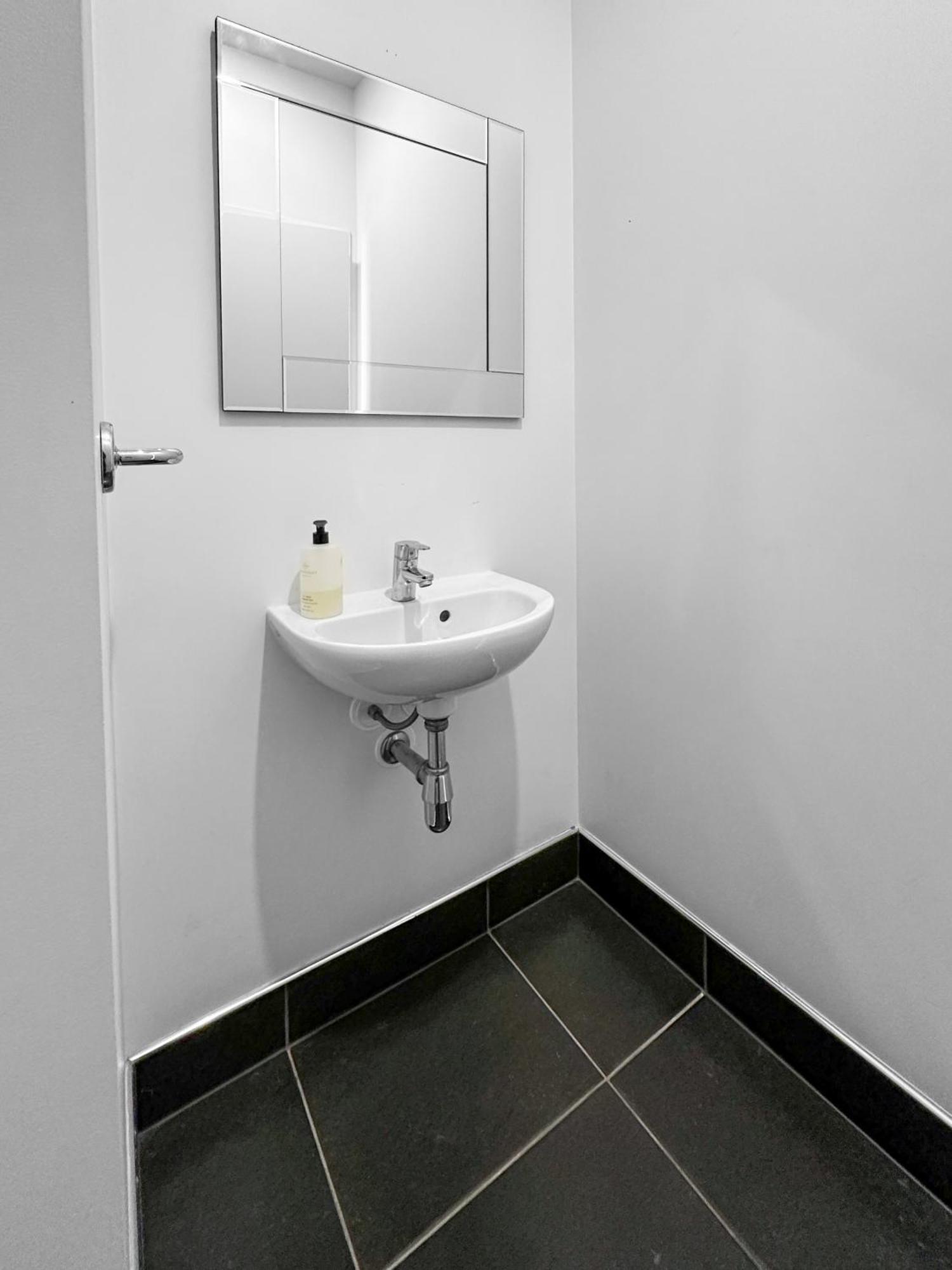 Murrays Gem L Modern 4bed Stunner L Sea View & Spa! * Auckland