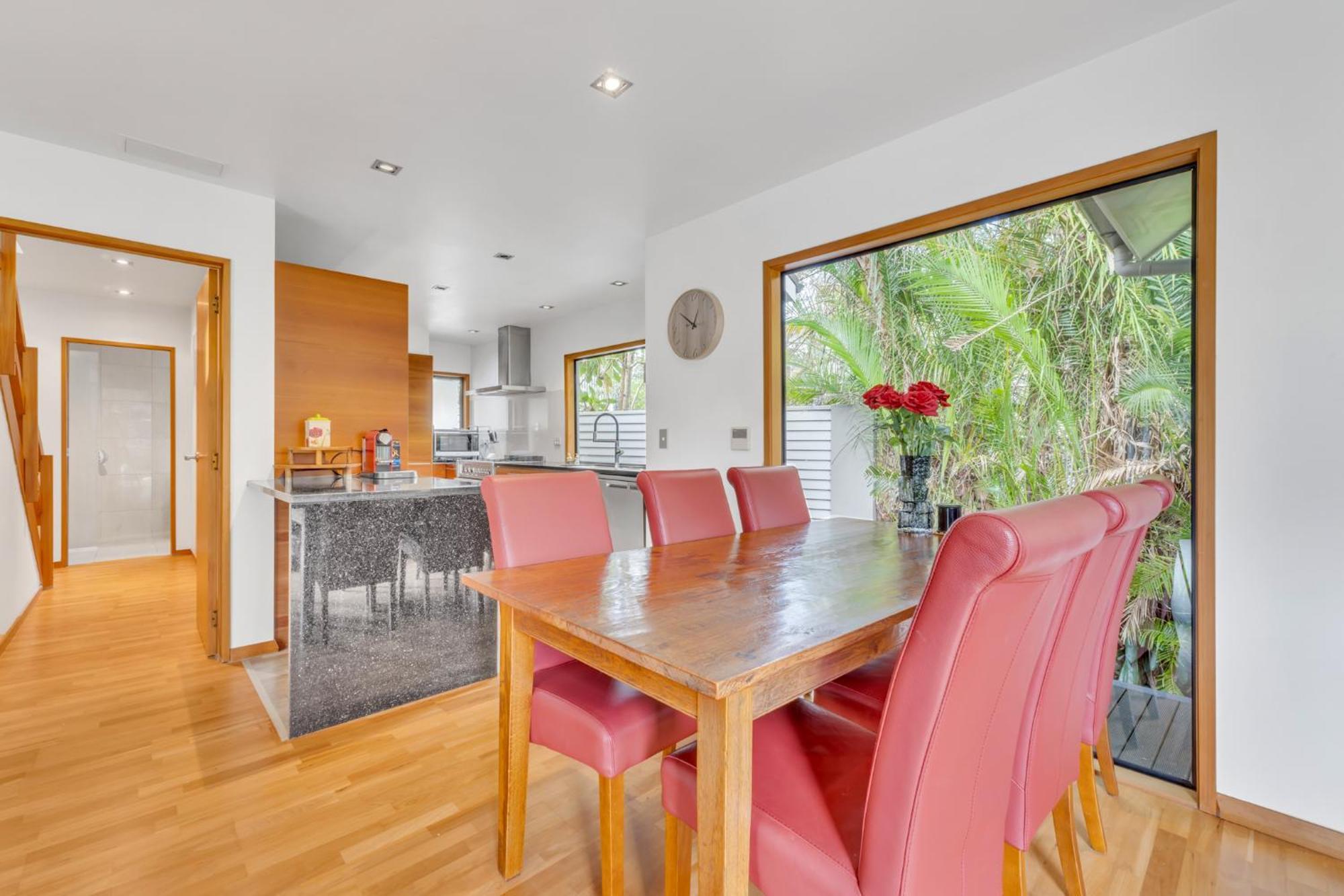 Holiday home Tarawera - St Heliers Holiday