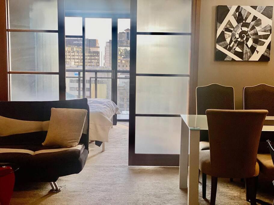 Metropolis Dream Apartment *