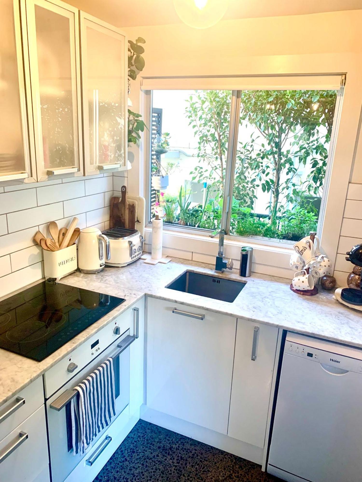 Apartment Beautiful 2 Bedrooms In Kingsland, Cbd *