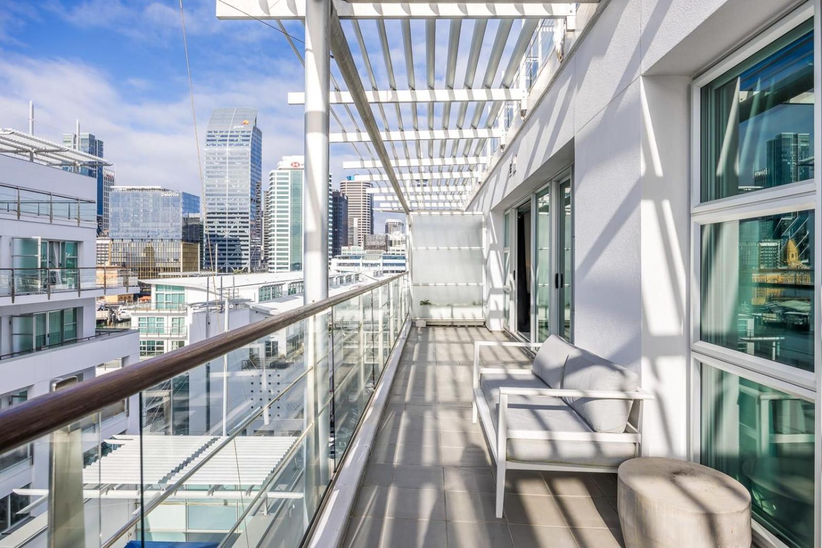 Apartment Beautiful Renovated 2 X Bdrm,perfect Location Auckland