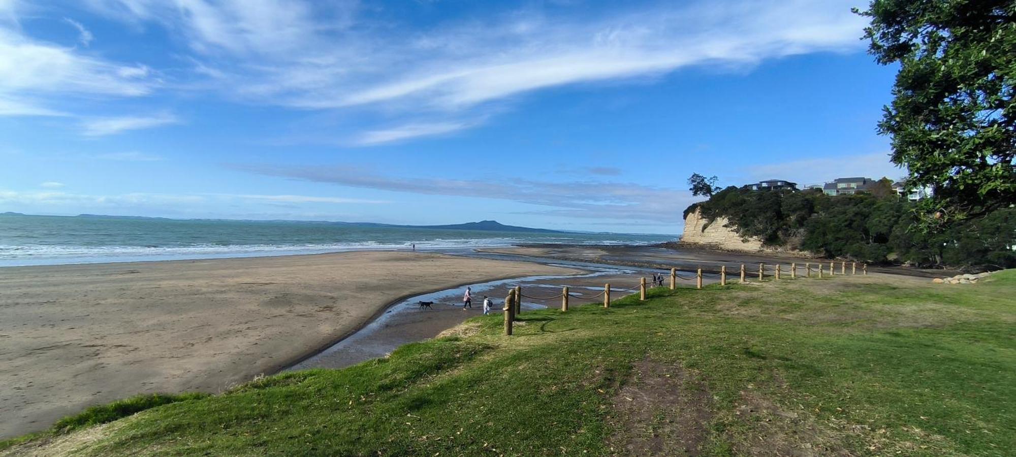 Birdsong Hideaway Two-bedroom In Browns Bay Auckland