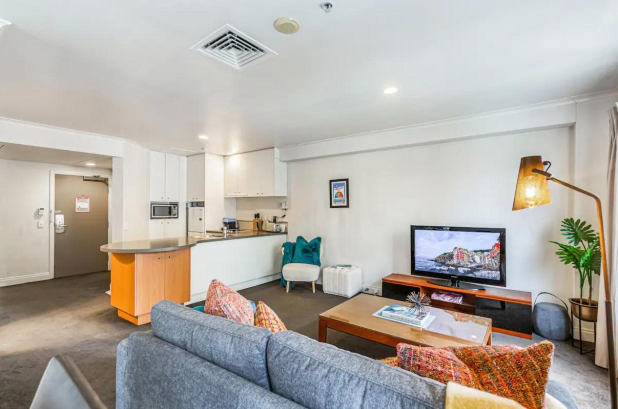 Serenity 1 Bedroom With Pool - Gym *