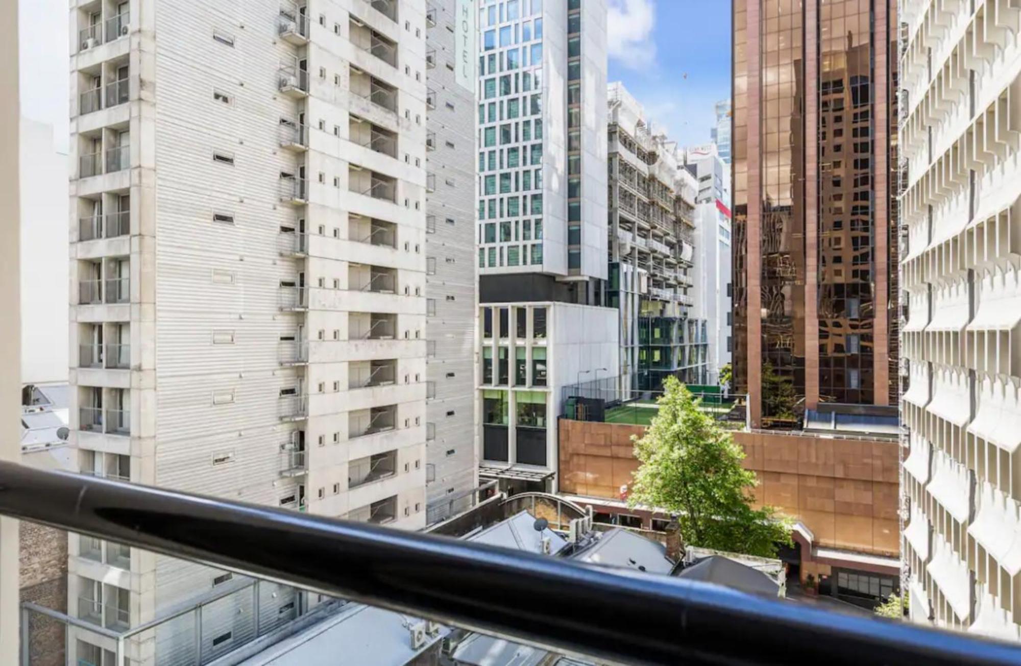 Serenity 1 Bedroom With Pool - Gym Apartment *