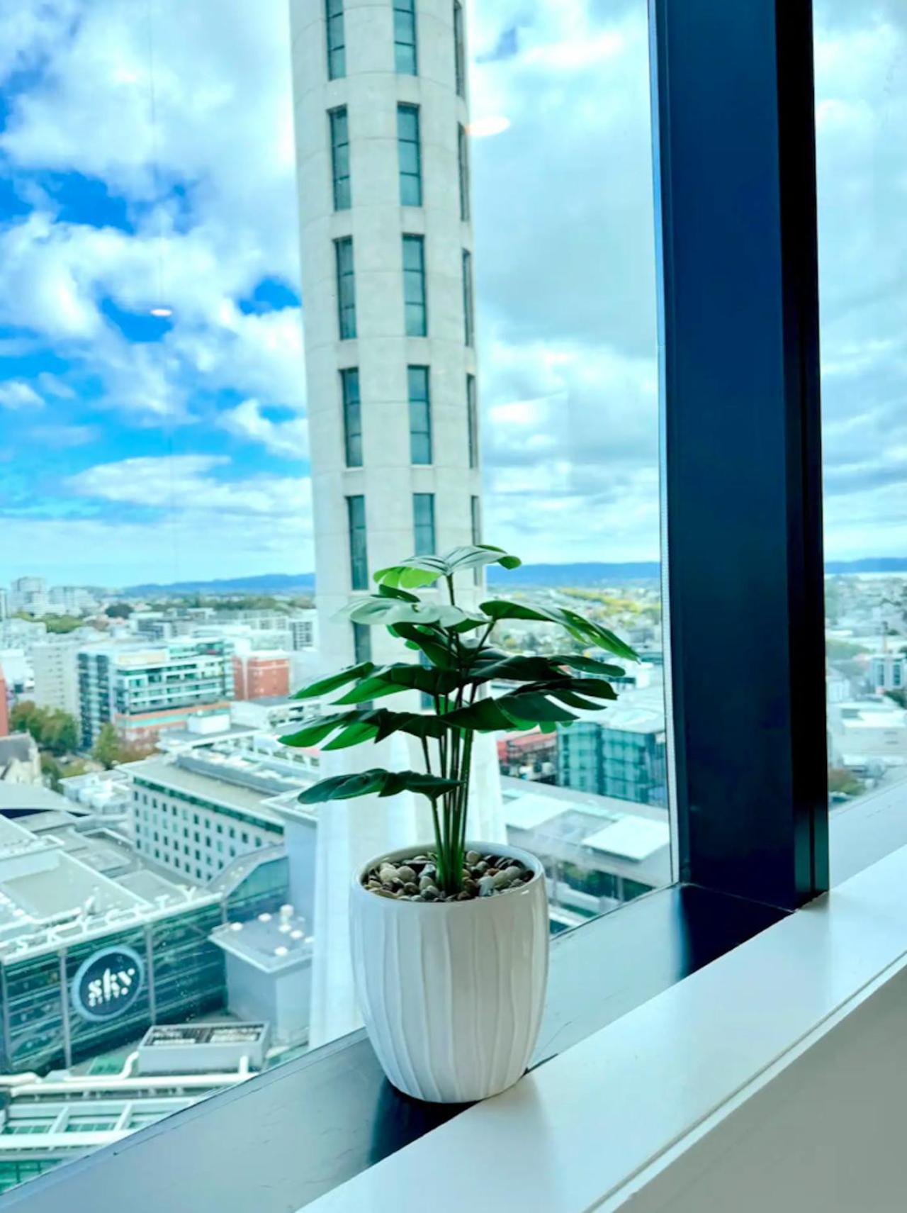 Apartment Skytower View And Seaview 2 Bedroom 2 Bathroom Auckland