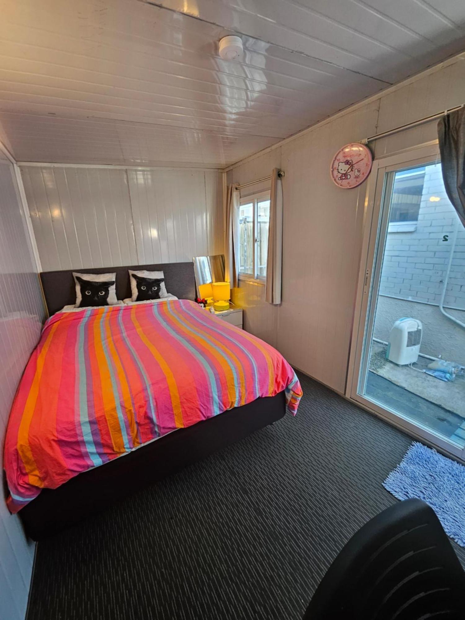 Guest house C2 Save Money Budget Affordable With Comfort! - Cabin2