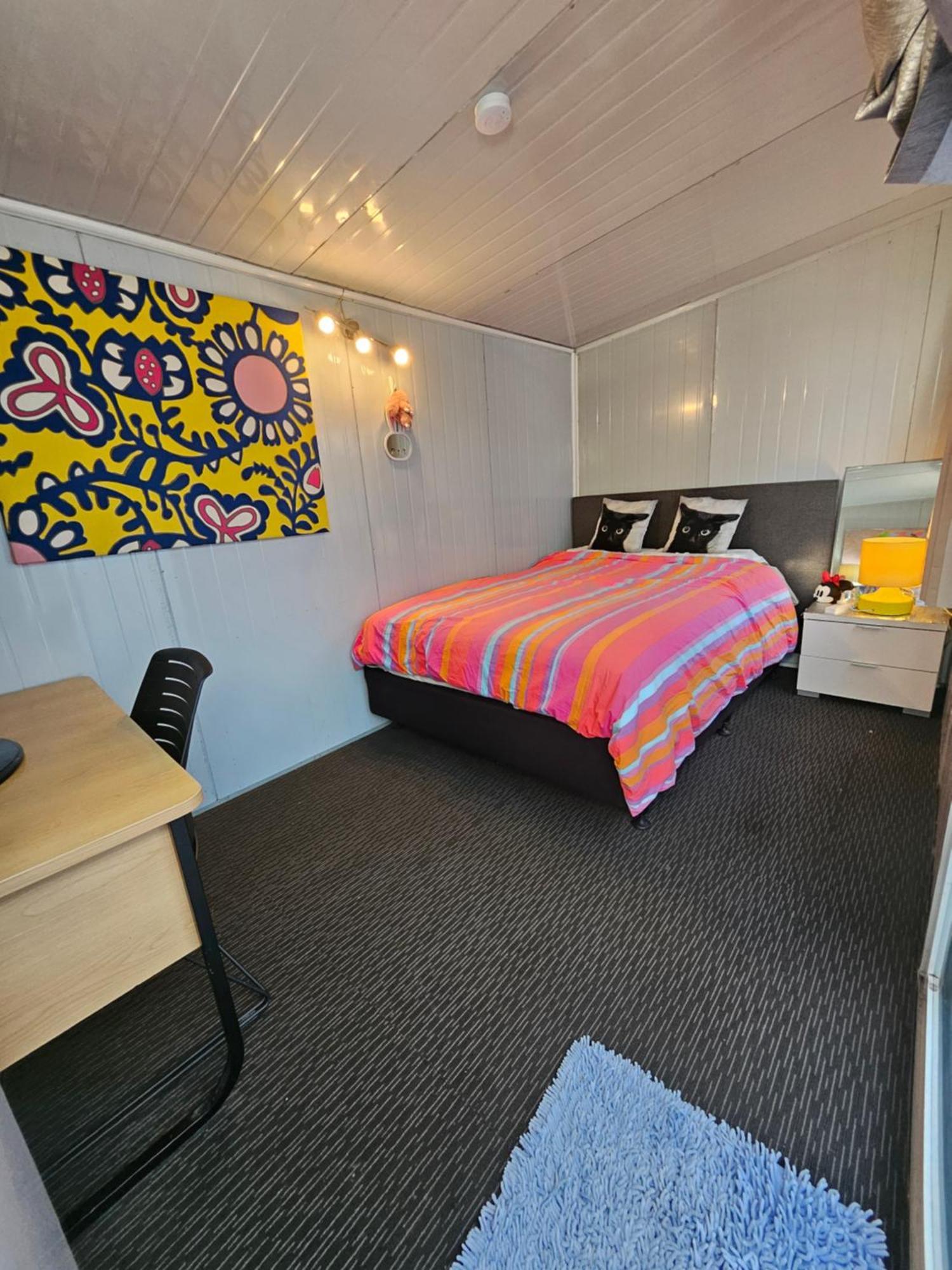 Guest house C2 Save Money Budget Affordable With Comfort! - Cabin2