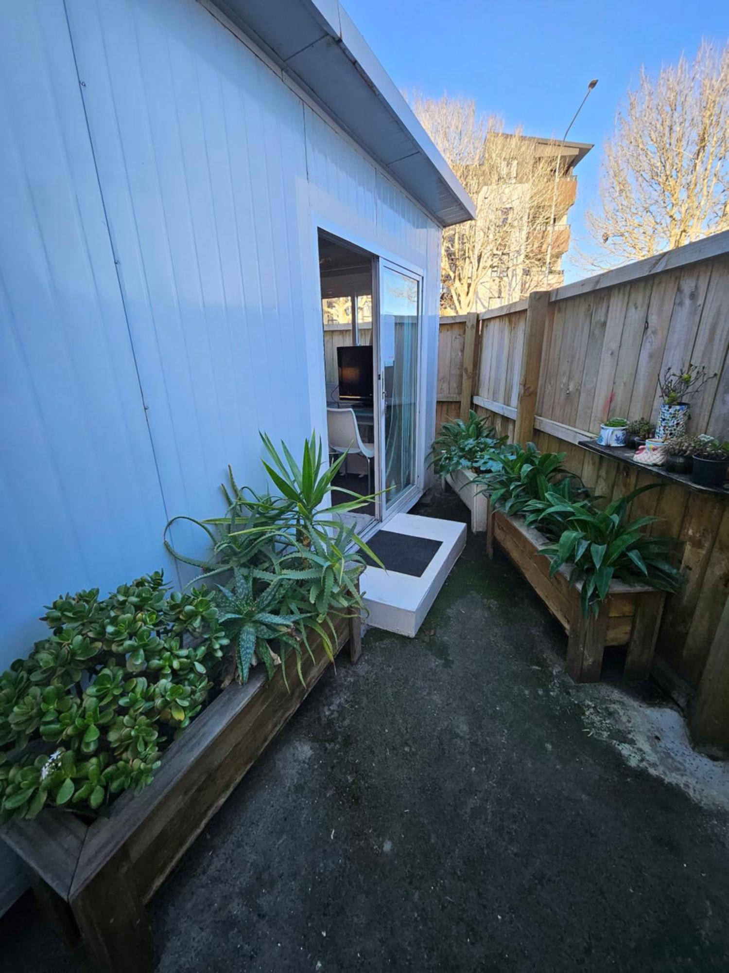 C1 Save Money Budget Affordable With Comfort! - Cabin1 * Auckland