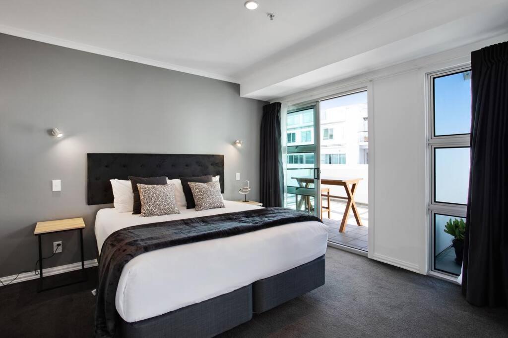 Princes Wharf 2br Luxury - Newly Renovated * Auckland