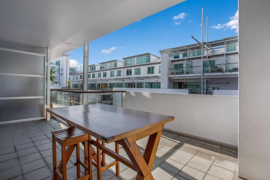 Princes Wharf 2br Luxury - Newly Renovated *