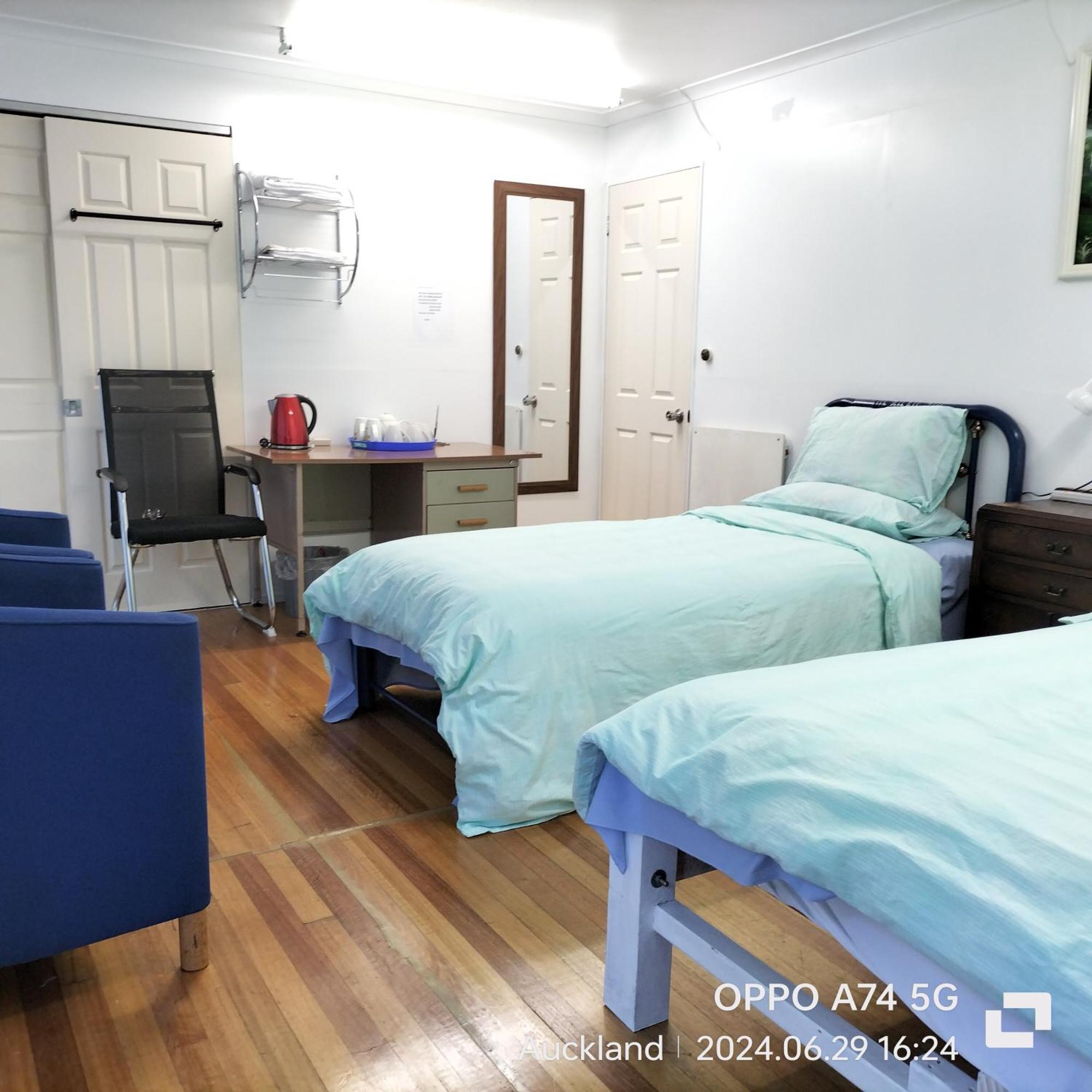 Hospedagem domiciliar 别墅中的一间客房