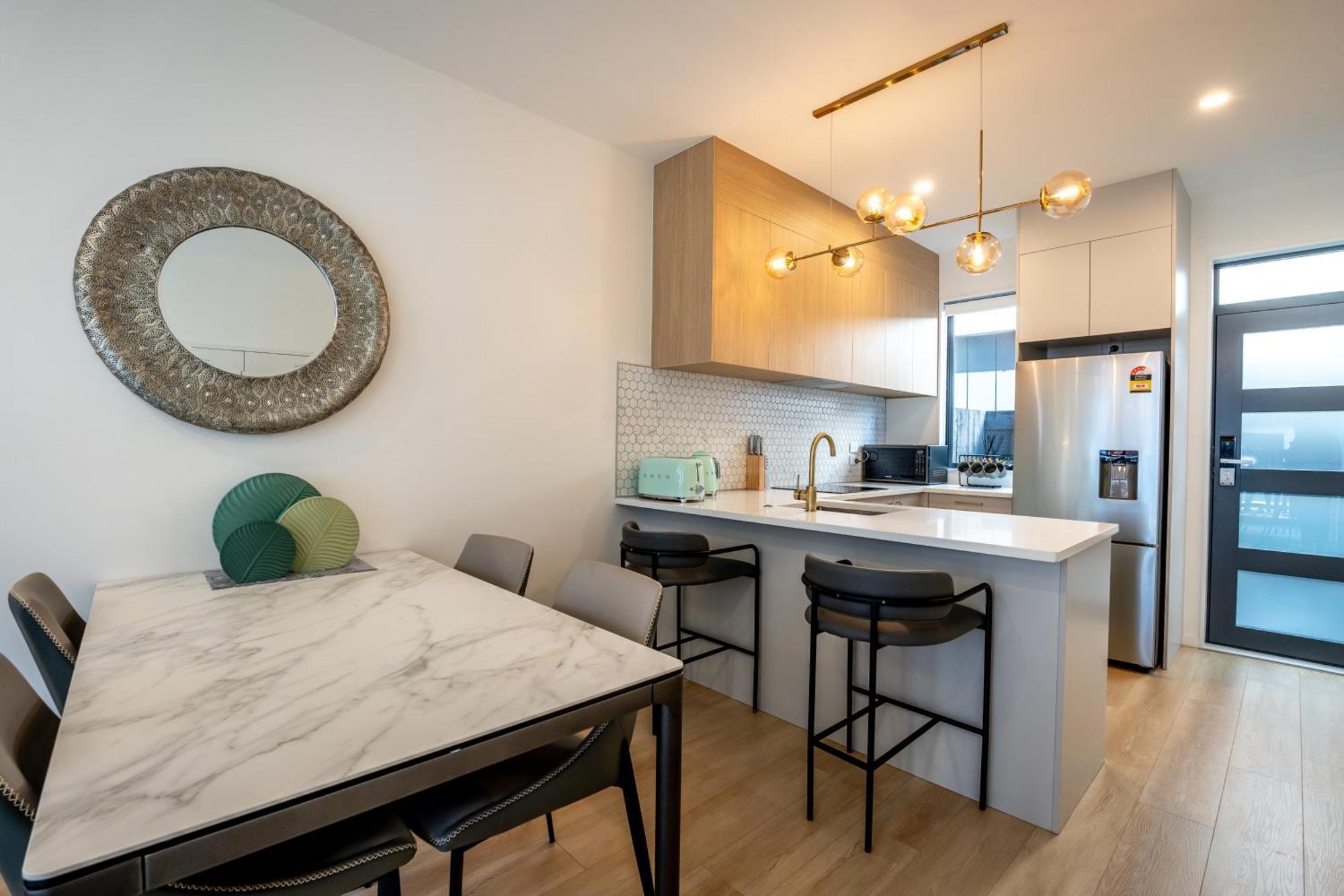 Holiday home Charming Urban Townhouse Getaway