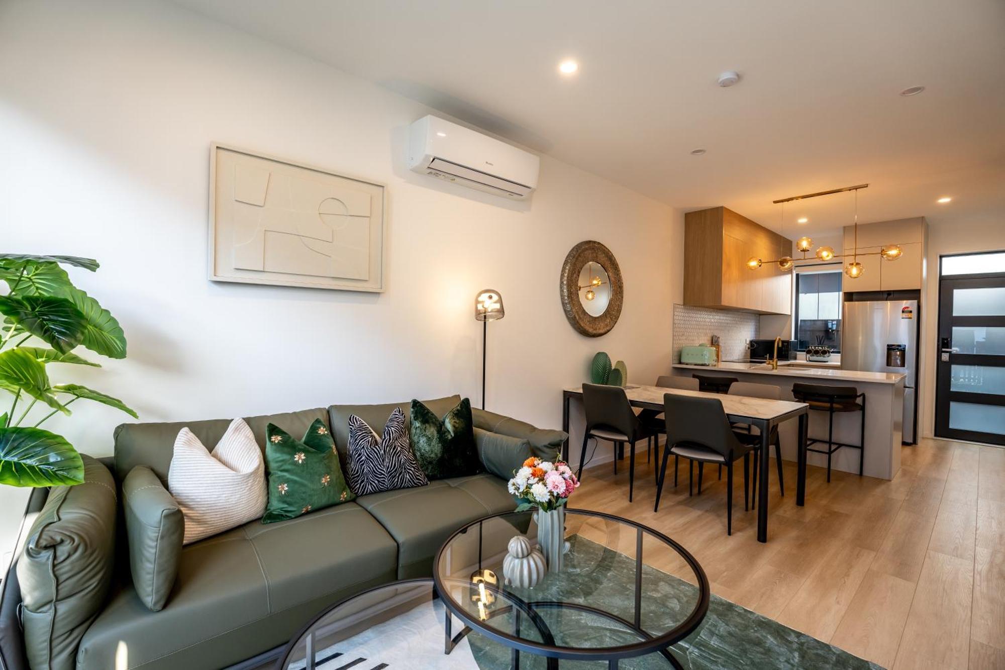 Charming Urban Townhouse Getaway * Auckland