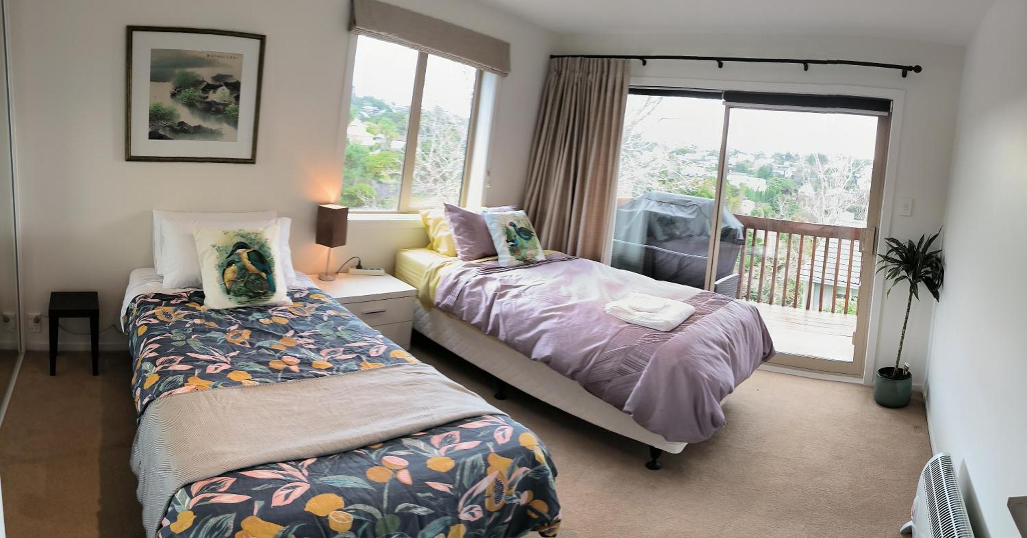 Birdsong Hideaway Two-bedroom In Browns Bay Homestay *
