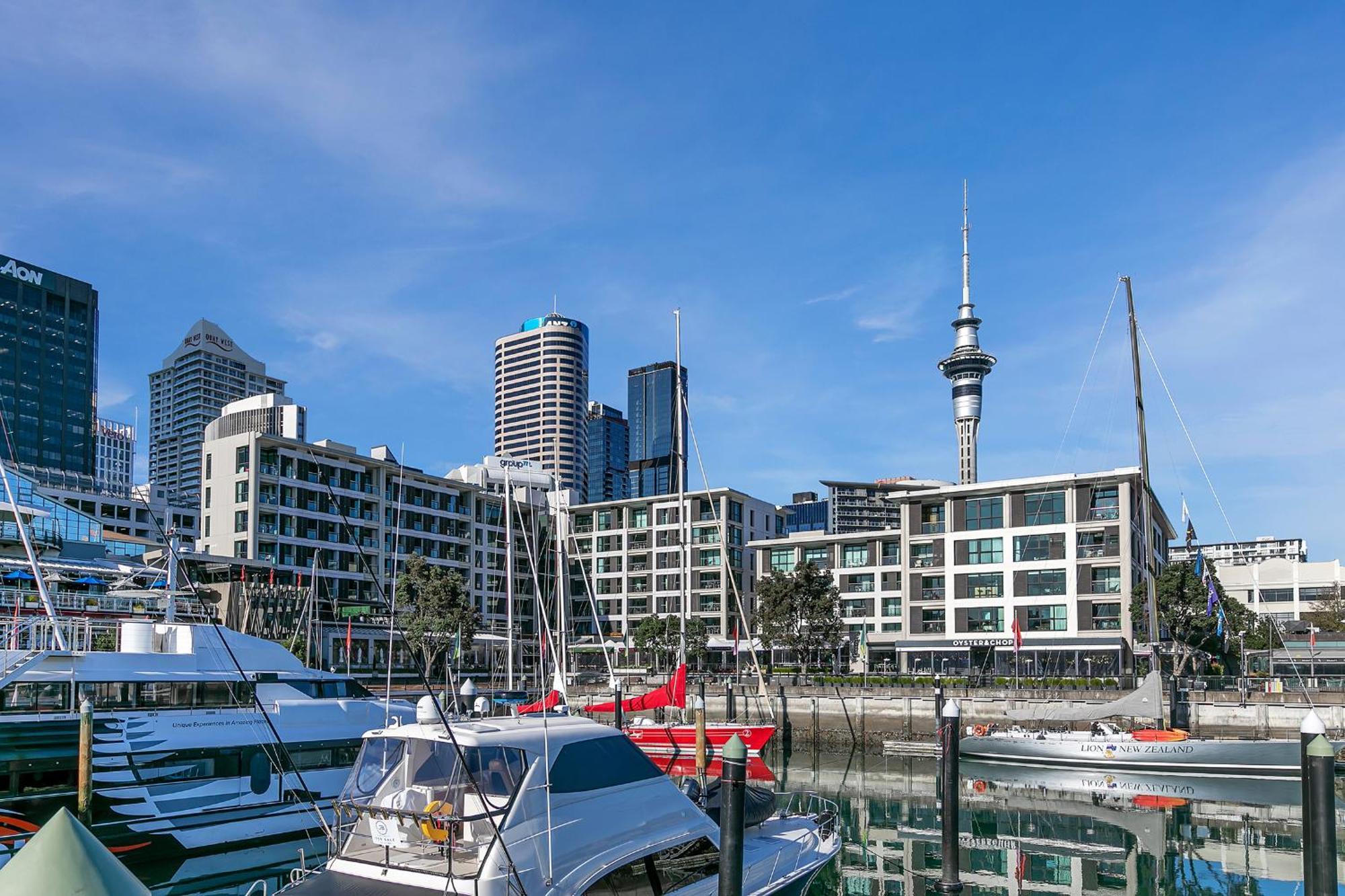 Sophisticated Spacious W Stunning Harbour View