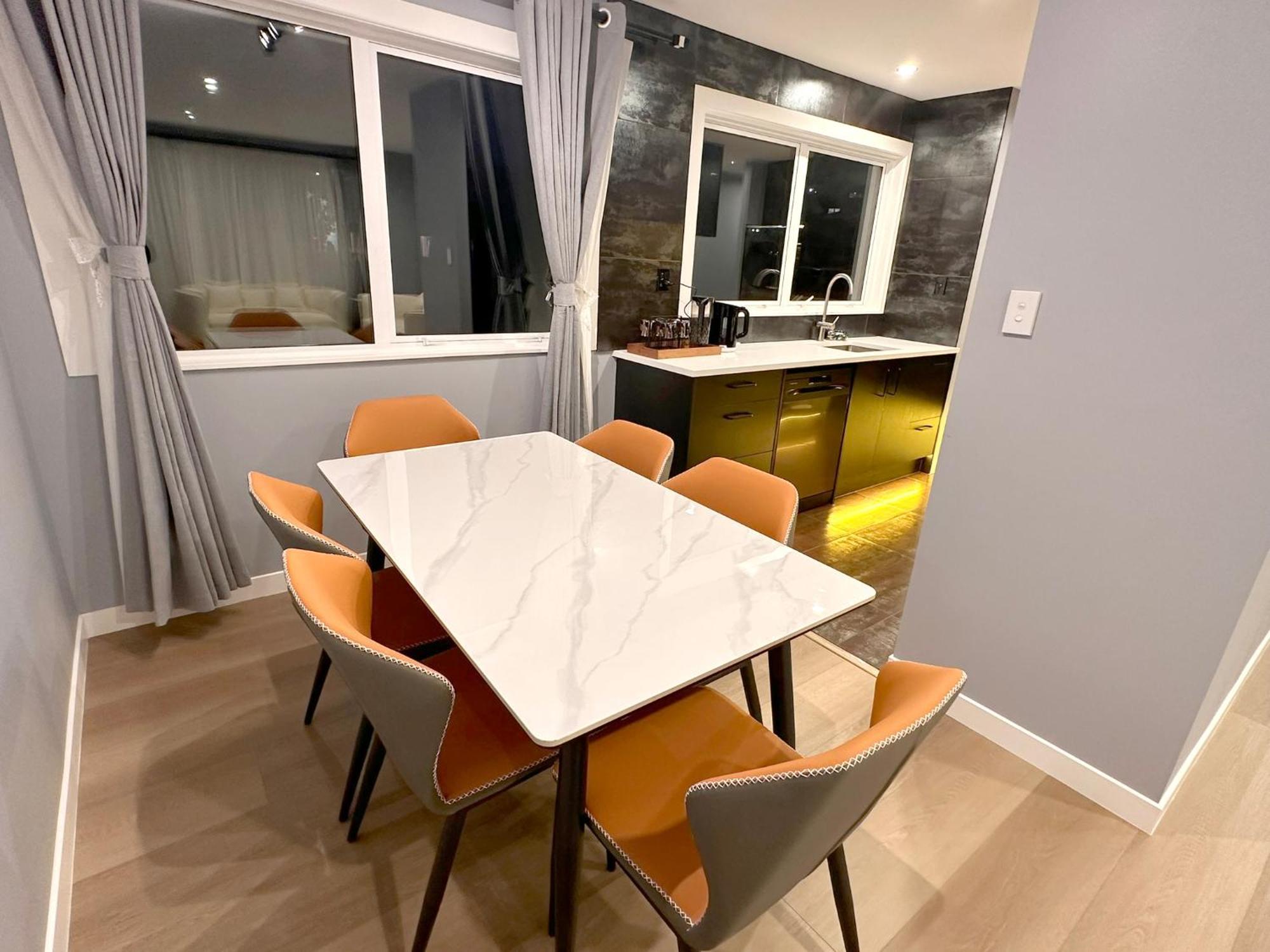 Holiday home 3 Bedroom House North Shore Auckland