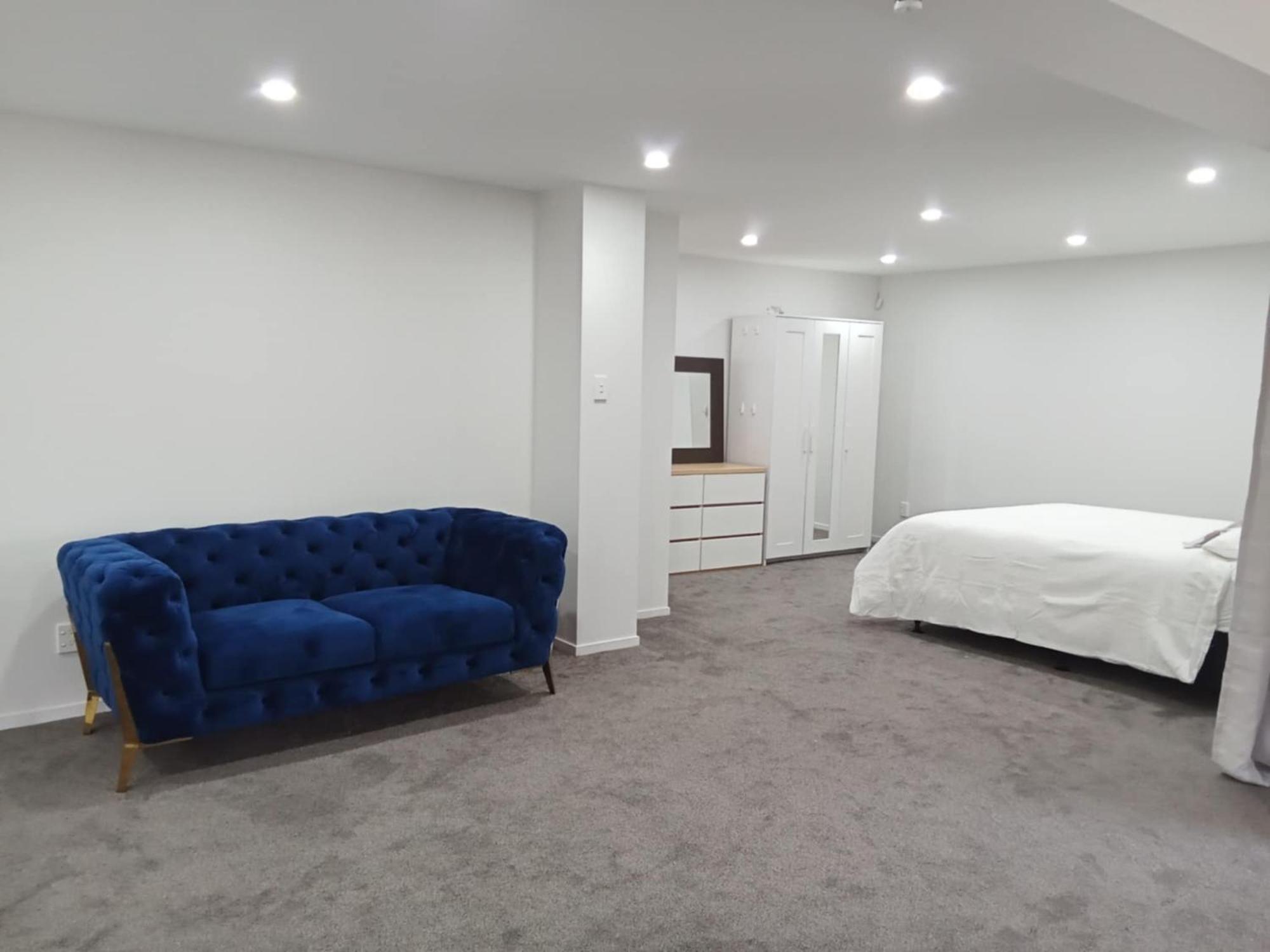 Private Spacious Studio With Self Check-in