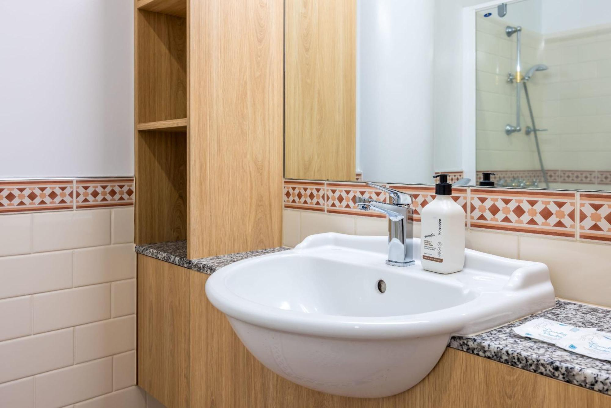Apartment Fabulous Renovated Pw